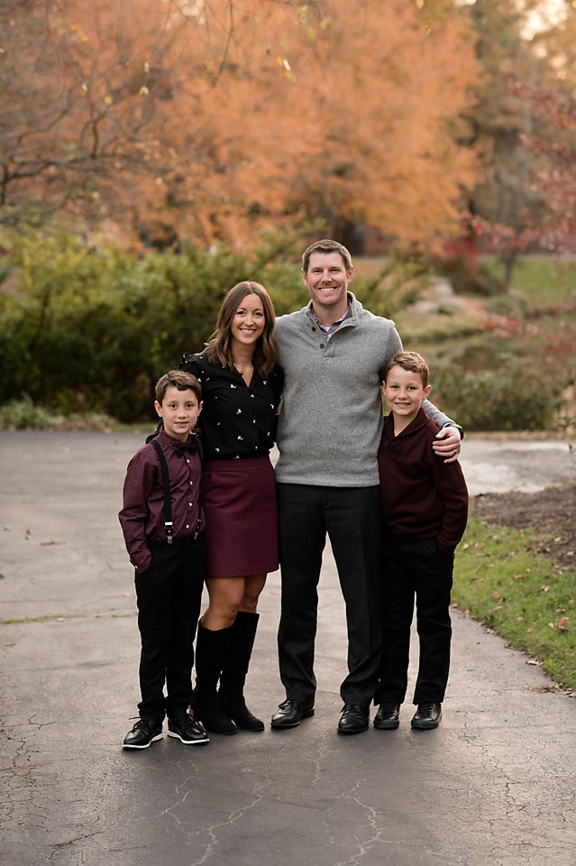 Fall family portrait in St. Louis, MO.