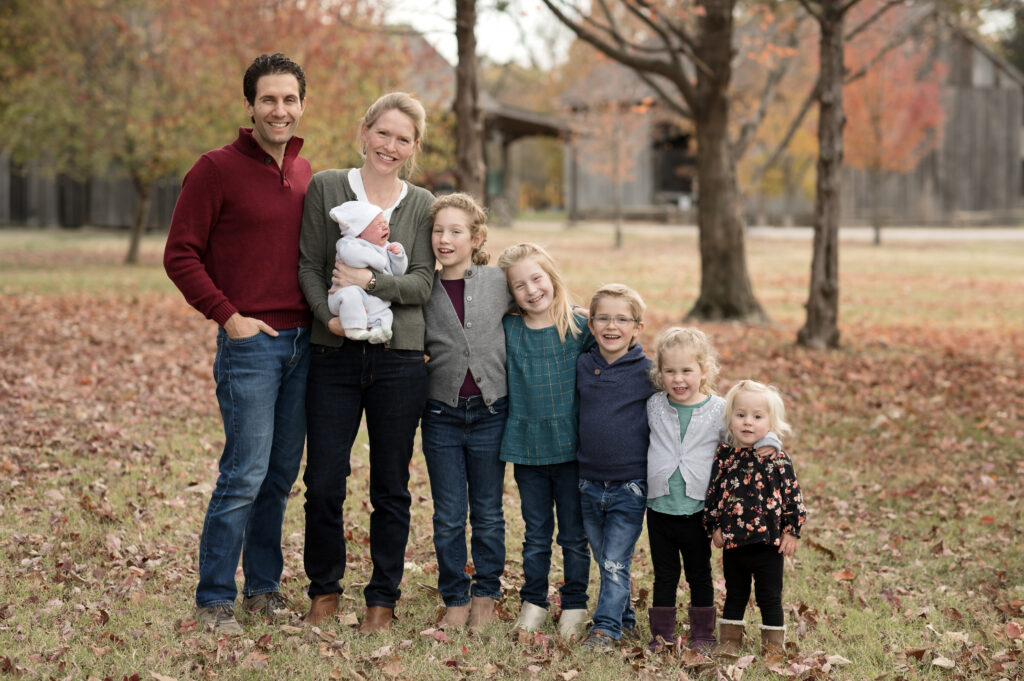 family, family portrait, family of 8, newborn, toddler, child, faust park, fall family photos
